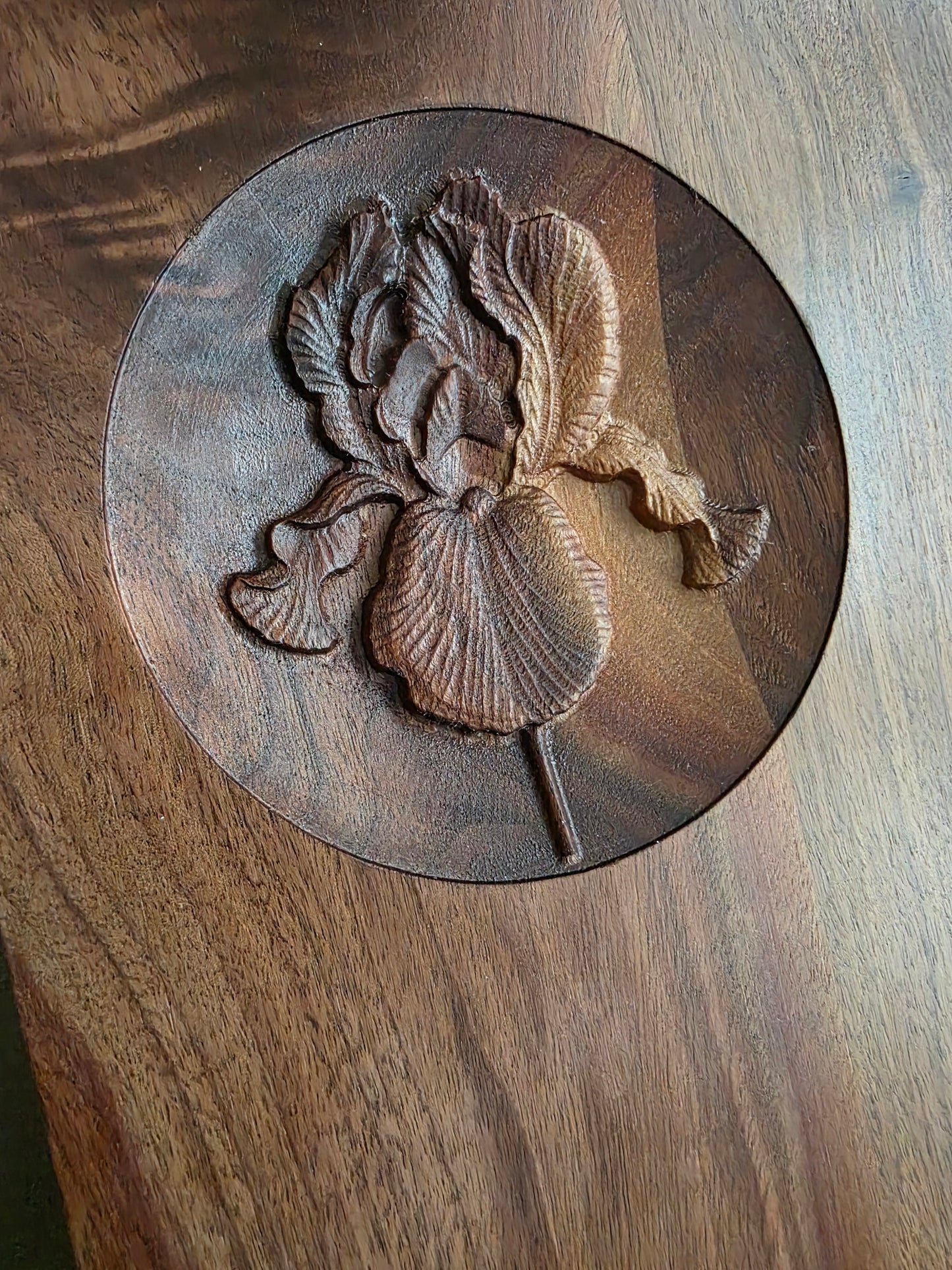 Iris Cutting Board