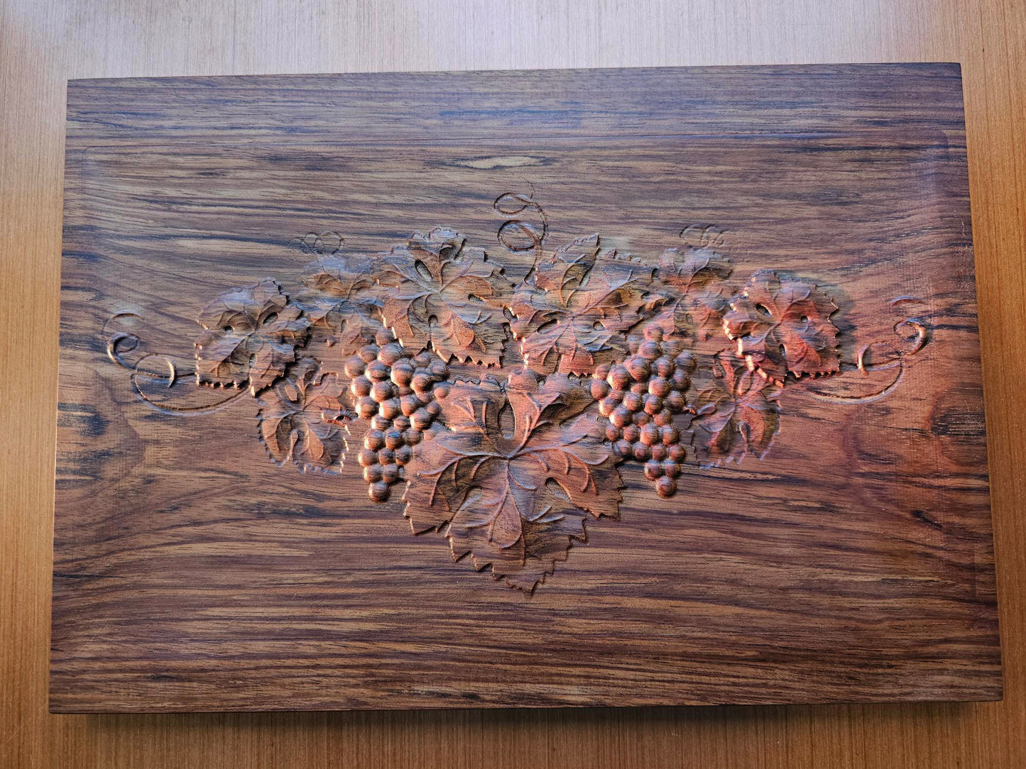 Grapes carved on Jatoba Wood